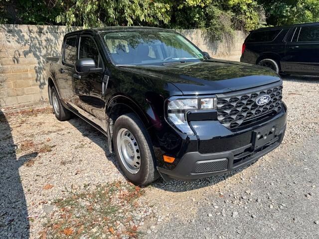 2025 Ford Maverick XL — photo 1 of 13