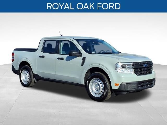 2024 Ford Maverick XL