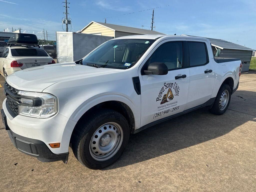 2024 Ford Maverick XL — photo 1 of 5
