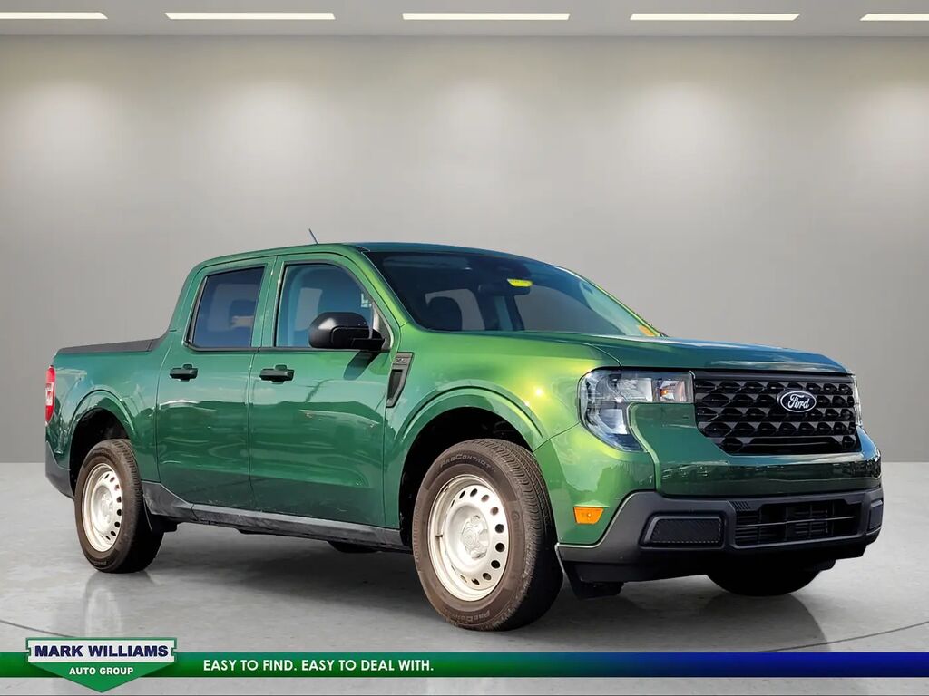 2025 Ford Maverick XL — photo 1 of 13