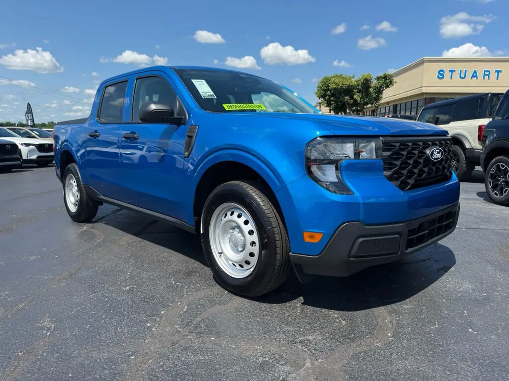 2026 Ford Maverick XL — photo 1 of 4