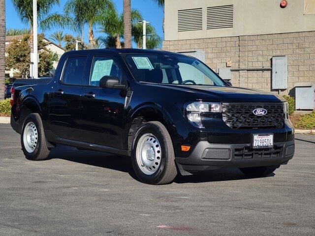 2026 Ford Maverick XL — photo 1 of 13
