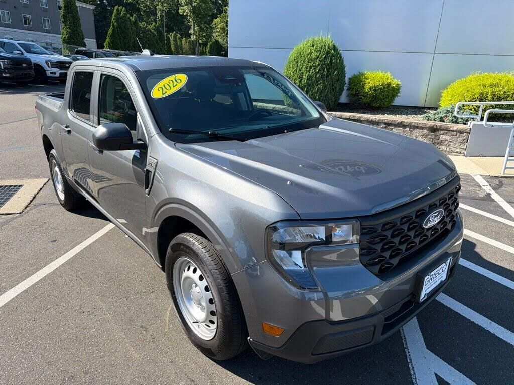 2026 Ford Maverick XL — photo 1 of 2
