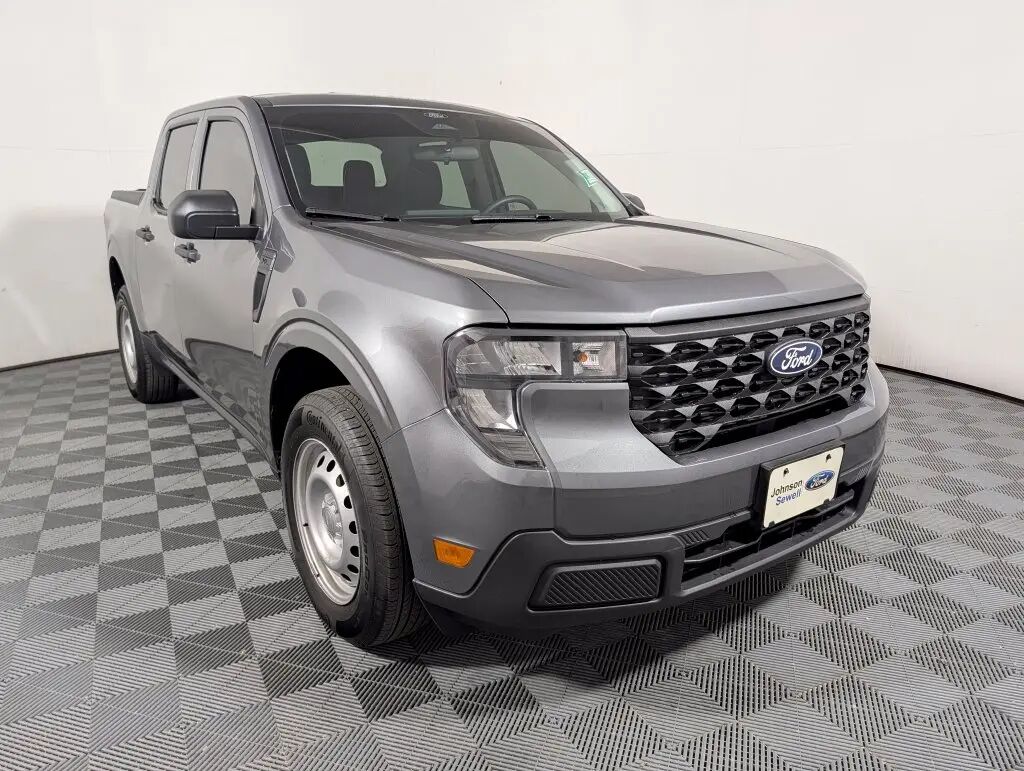 2026 Ford Maverick XL — photo 1 of 13
