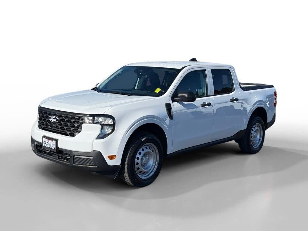 2025 Ford Maverick XL — photo 1 of 1