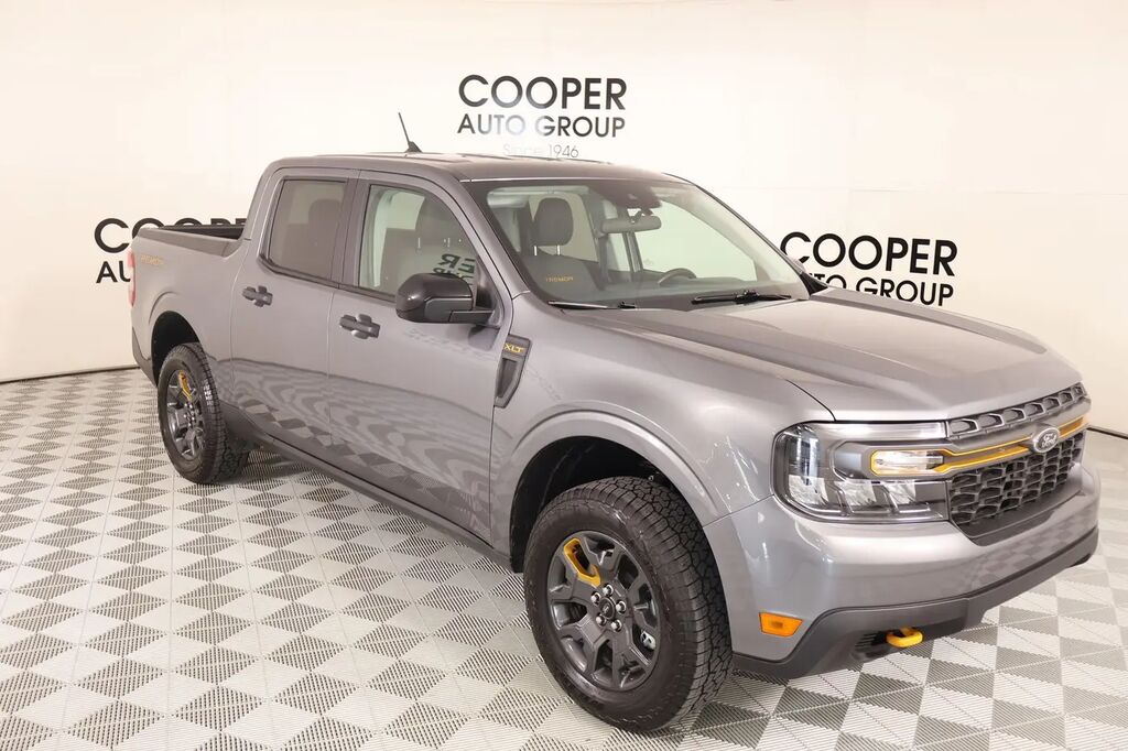2024 Ford Maverick XLT — photo 1 of 17