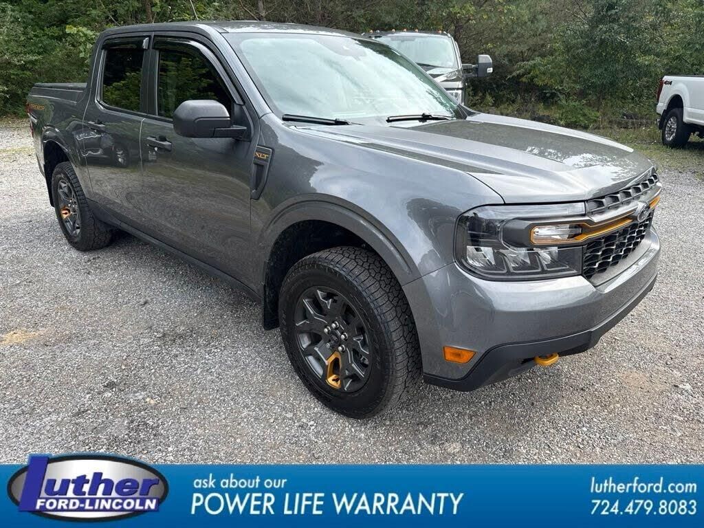 2024 Ford Maverick XLT — photo 1 of 2