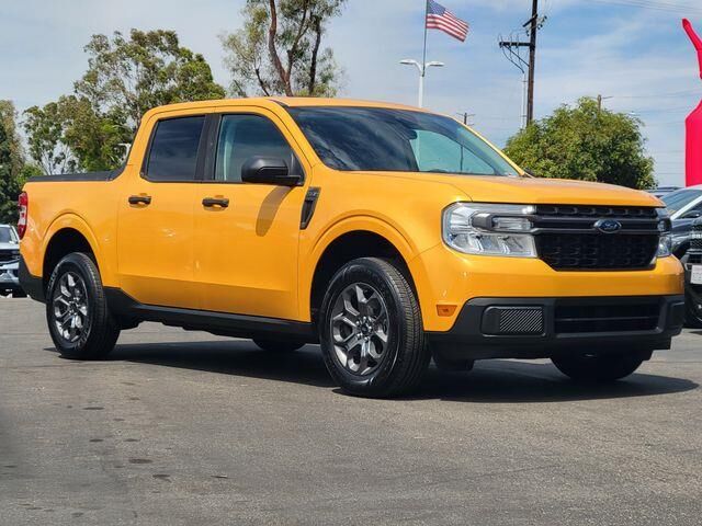 2022 Ford Maverick XLT — photo 1 of 26