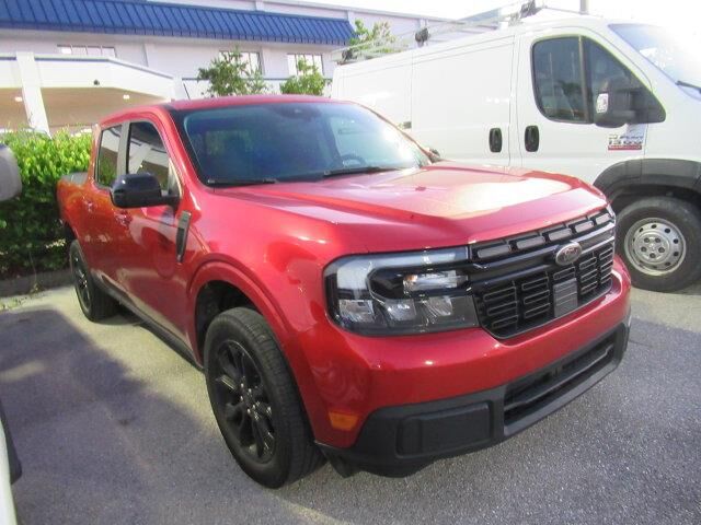 2023 Ford Maverick Lariat — photo 1 of 4