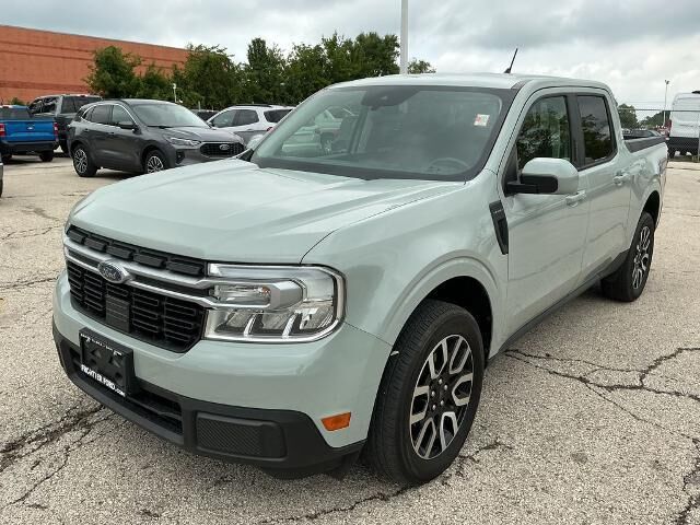 2022 Ford Maverick Lariat — photo 1 of 13