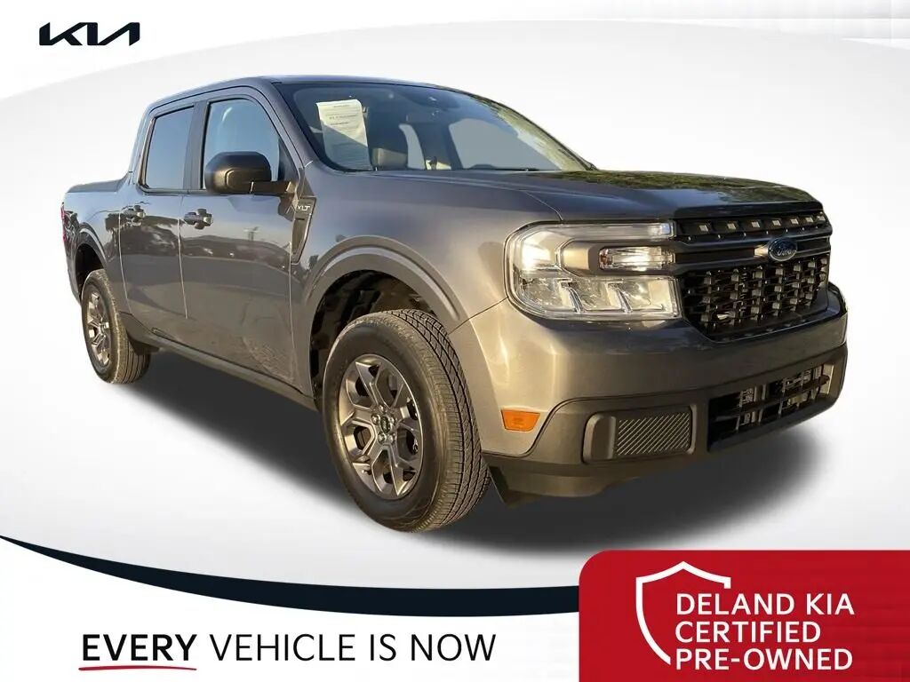 2023 Ford Maverick XLT — photo 1 of 10