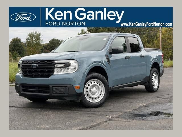 2023 Ford Maverick XL