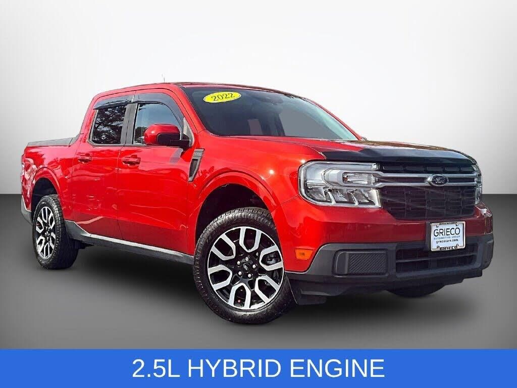 2022 Ford Maverick Lariat — photo 1 of 1