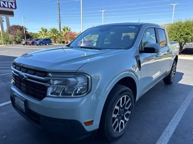 2022 Ford Maverick Lariat — photo 1 of 23