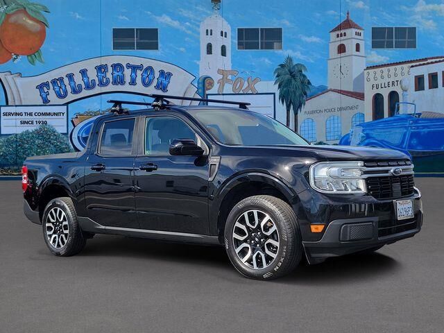 2022 Ford Maverick Lariat — photo 1 of 26
