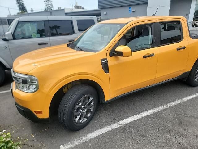 2022 Ford Maverick XLT — photo 1 of 24