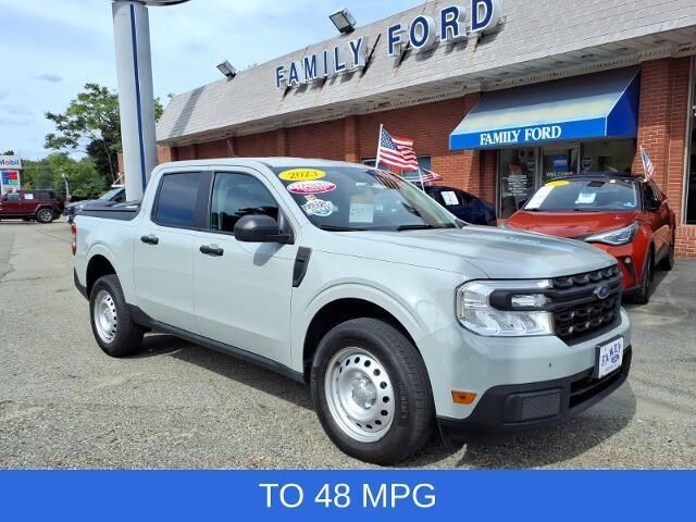 2023 Ford Maverick XL