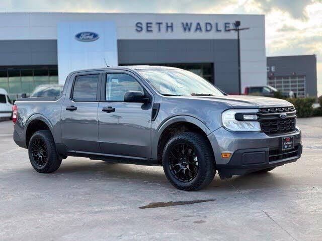 2022 Ford Maverick XL