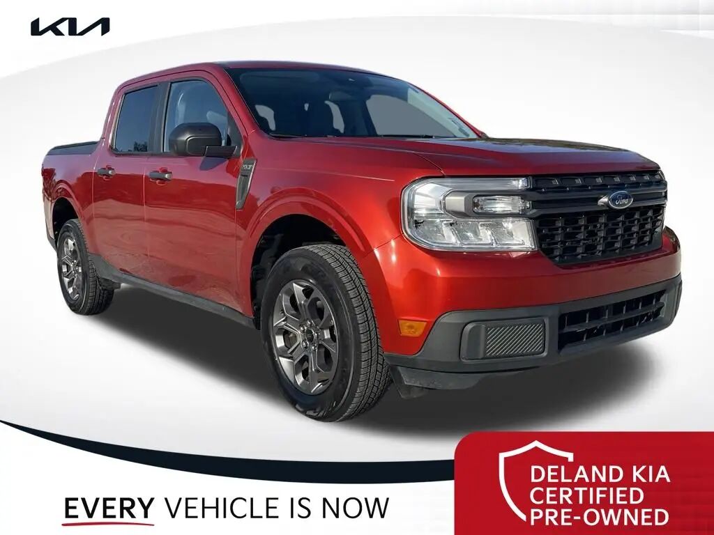 2023 Ford Maverick XLT — photo 1 of 13