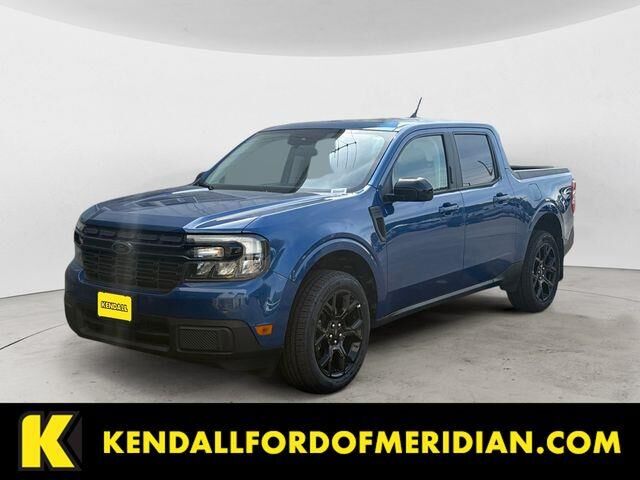 2023 Ford Maverick Lariat — photo 1 of 3
