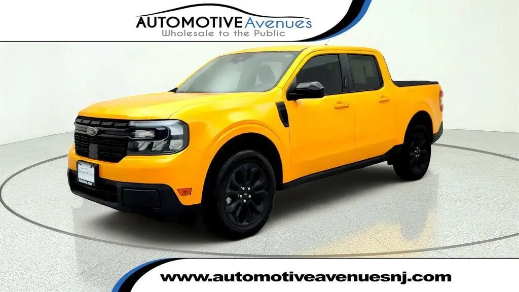 2023 Ford Maverick XL — photo 1 of 26