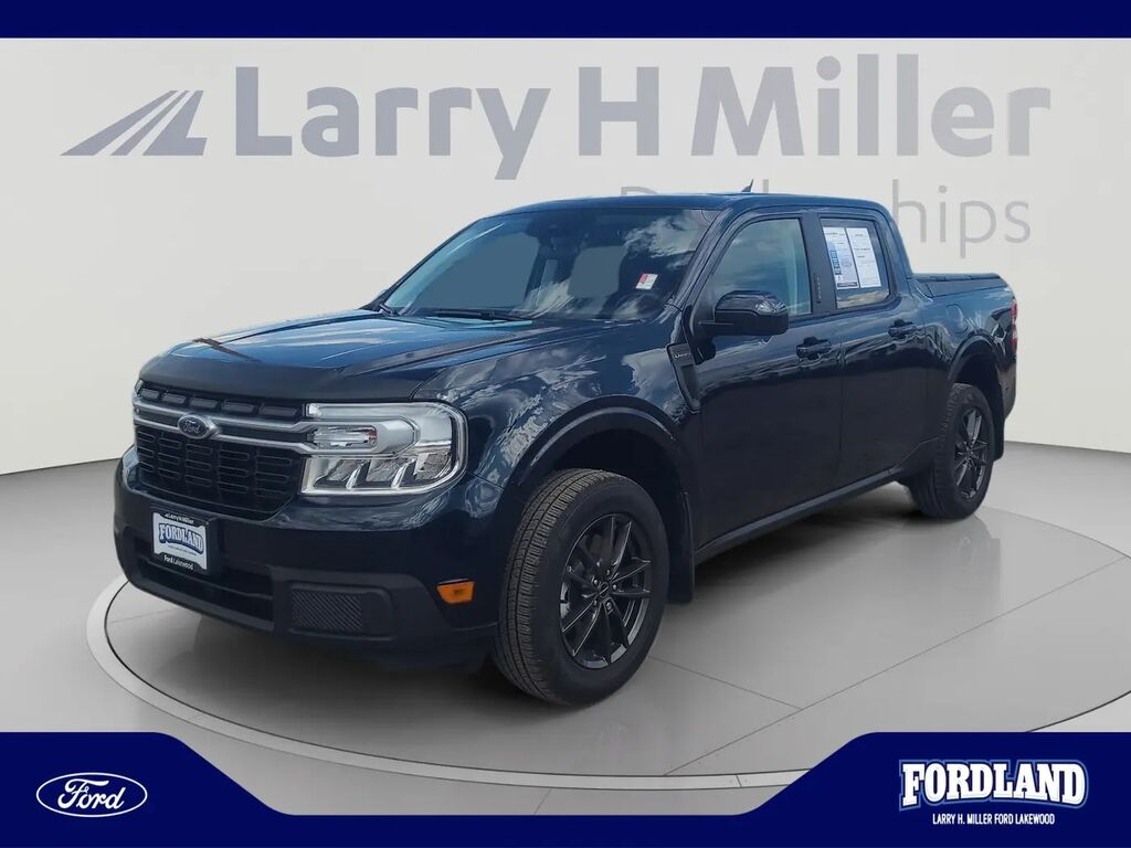 2023 Ford Maverick Lariat — photo 1 of 49