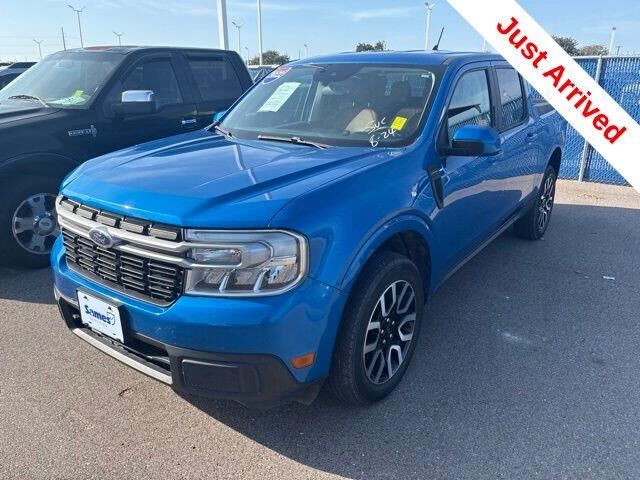 2022 Ford Maverick Lariat — photo 1 of 26