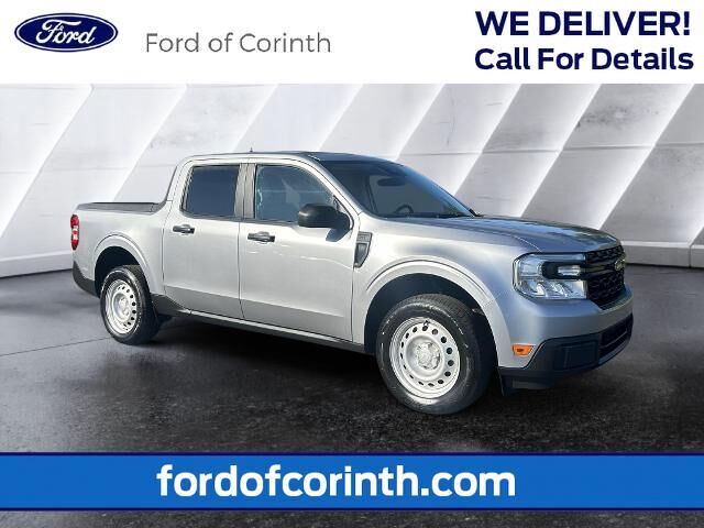 2022 Ford Maverick XL