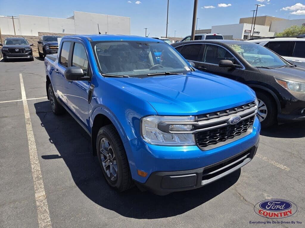 2022 Ford Maverick XLT — photo 1 of 1