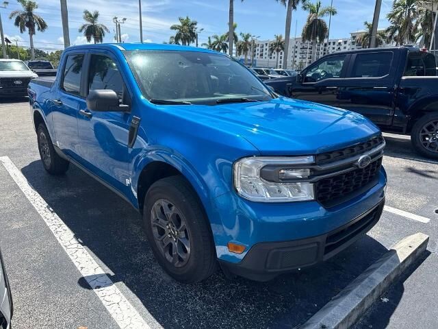 2022 Ford Maverick XLT — photo 1 of 26