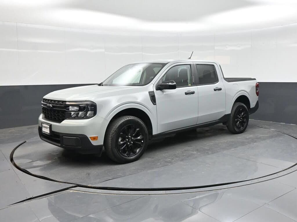 2023 Ford Maverick XLT — photo 1 of 1