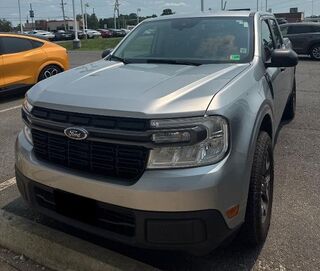 2022 Ford Maverick XLT — photo 1 of 9