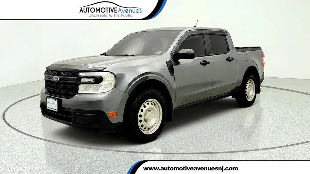 2022 Ford Maverick XL — photo 1 of 13