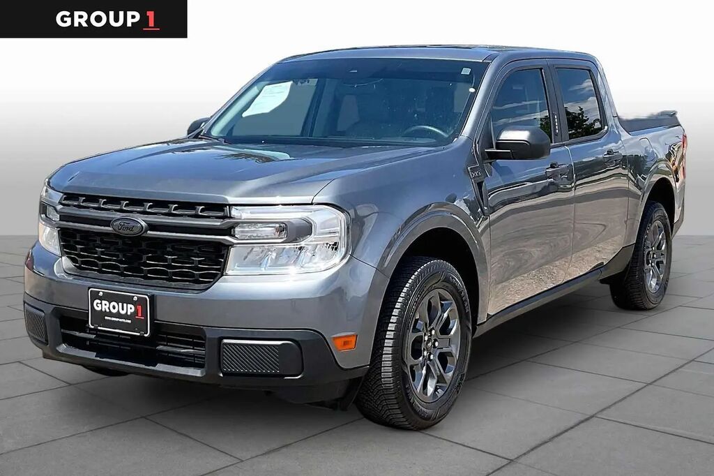 2022 Ford Maverick XLT — photo 1 of 12