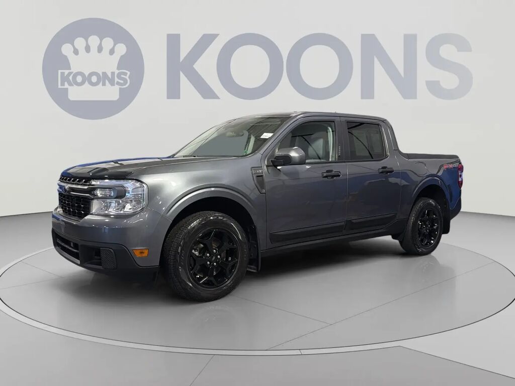 2022 Ford Maverick XLT — photo 1 of 4