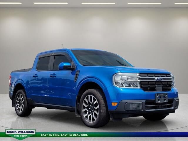 2022 Ford Maverick Lariat — photo 1 of 25