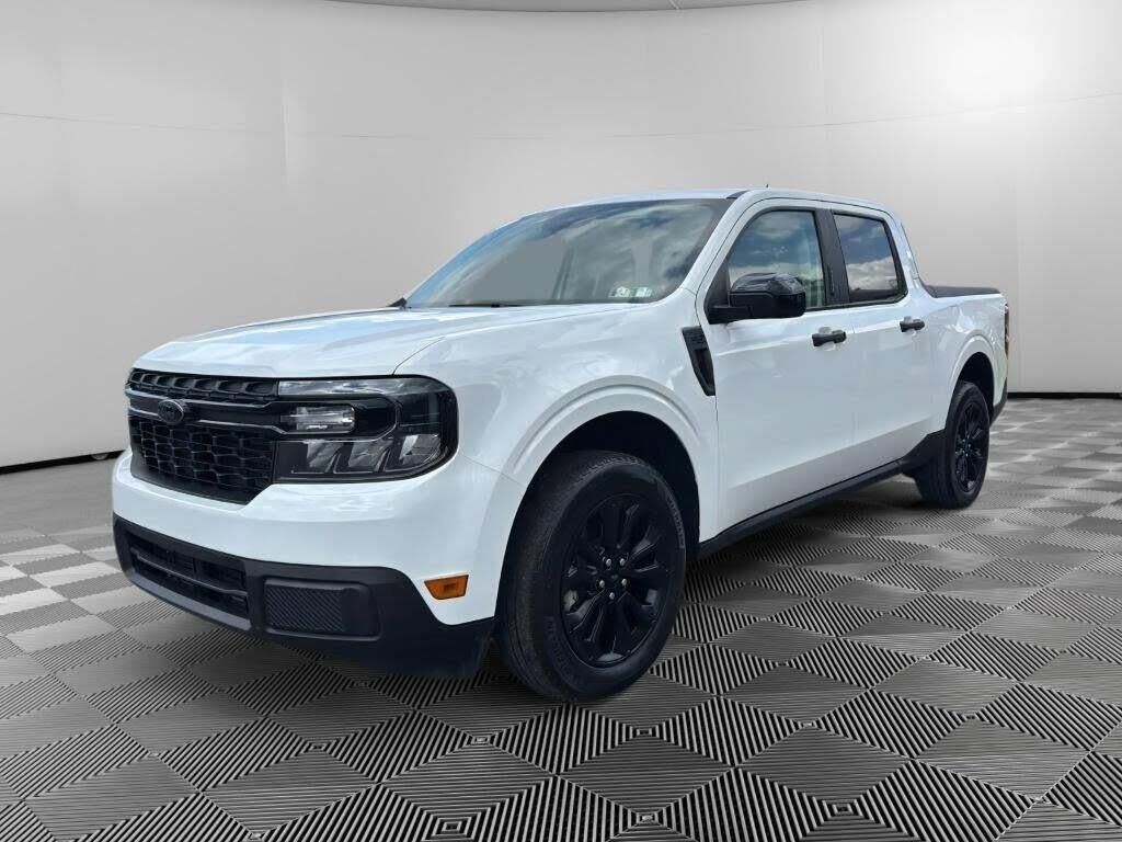 2023 Ford Maverick XLT — photo 1 of 1