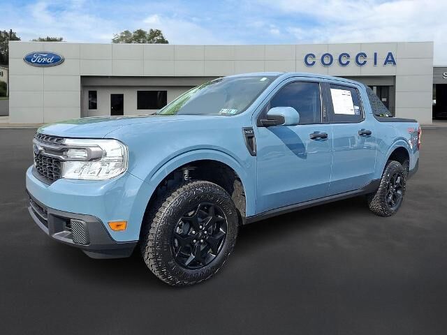 2022 Ford Maverick XLT — photo 1 of 39