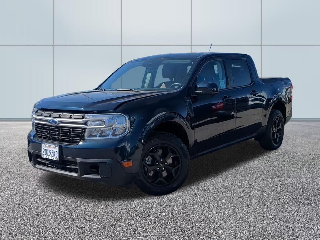 2022 Ford Maverick Lariat — photo 1 of 1