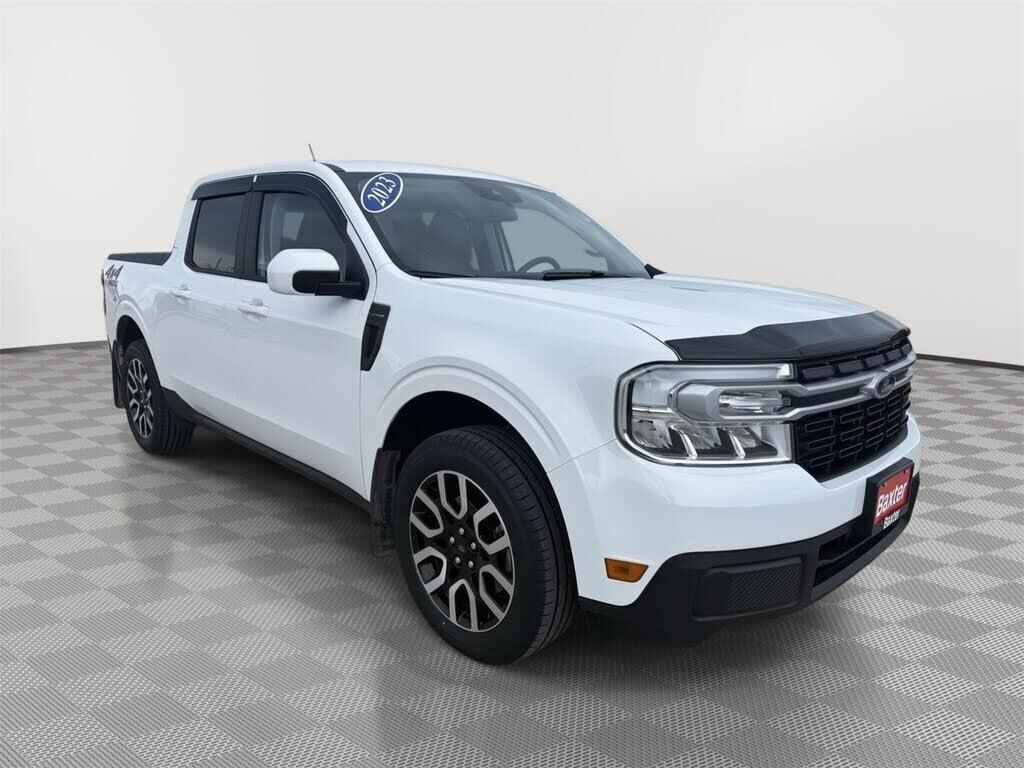 2023 Ford Maverick Lariat — photo 1 of 14