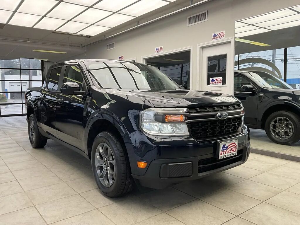 2023 Ford Maverick XLT — photo 1 of 13