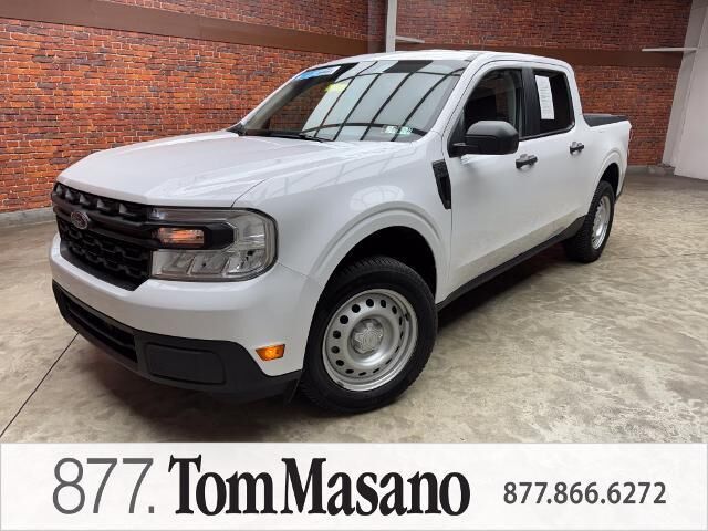 2023 Ford Maverick XL