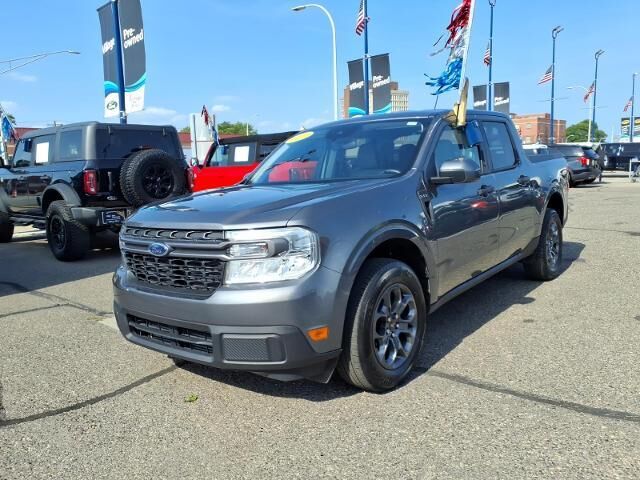 2023 Ford Maverick XLT — photo 1 of 26