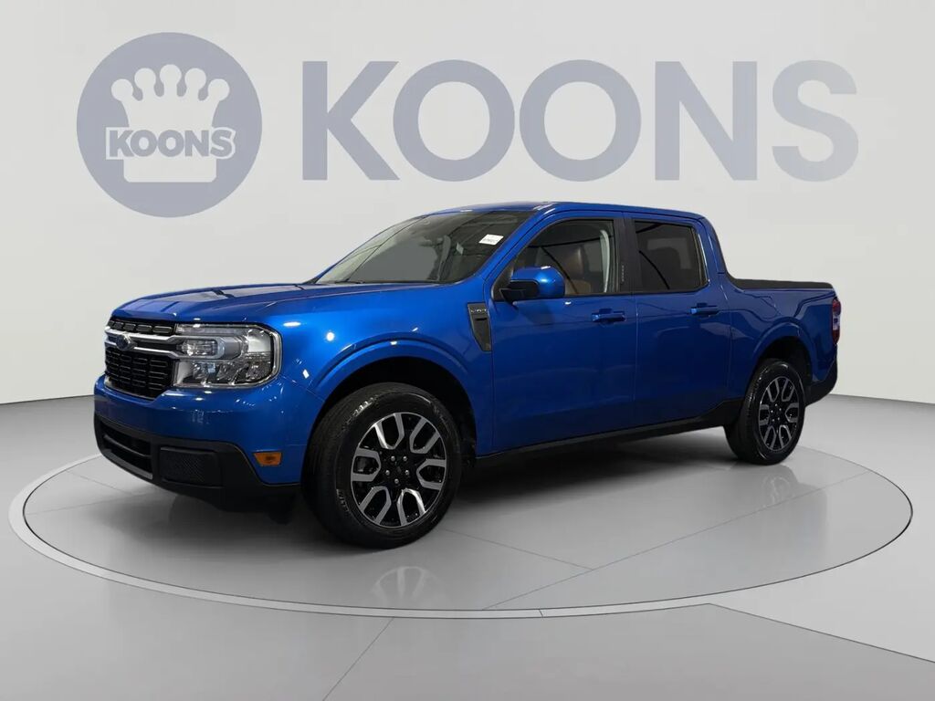 2022 Ford Maverick Lariat — photo 1 of 17