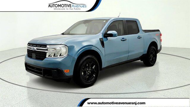 2022 Ford Maverick LARIAT AWD SuperCrew w/ FX4 Off-Road &amp; Luxury Pkg — photo 1 of 14