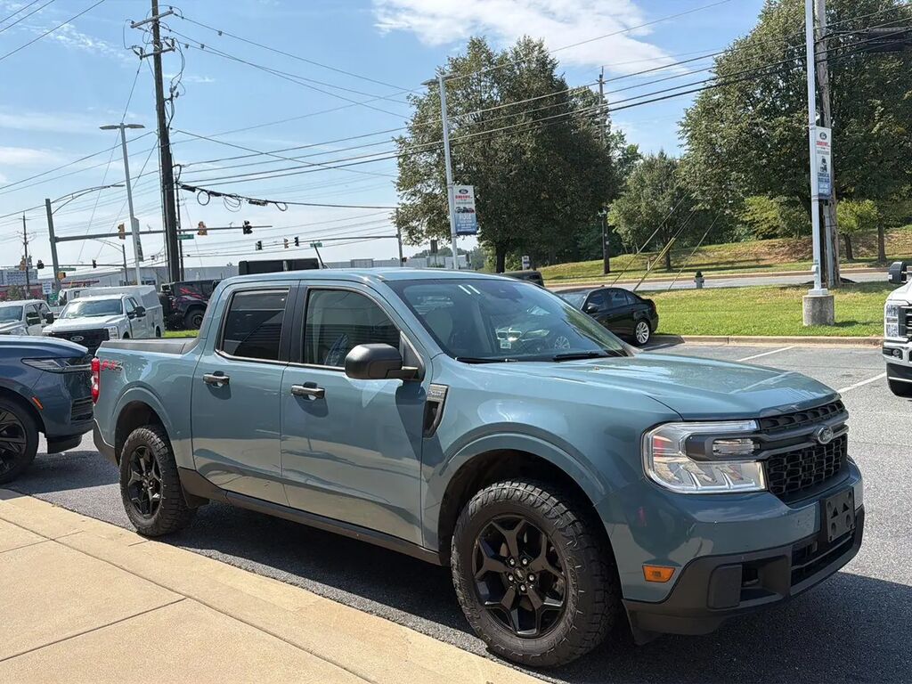 2022 Ford Maverick XL — photo 1 of 13