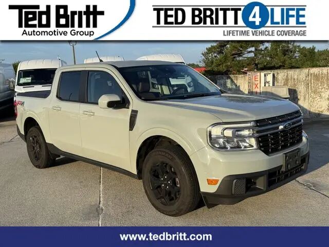 2023 Ford Maverick Lariat — photo 1 of 8
