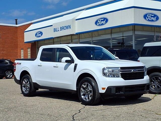 2023 Ford Maverick Lariat — photo 1 of 13