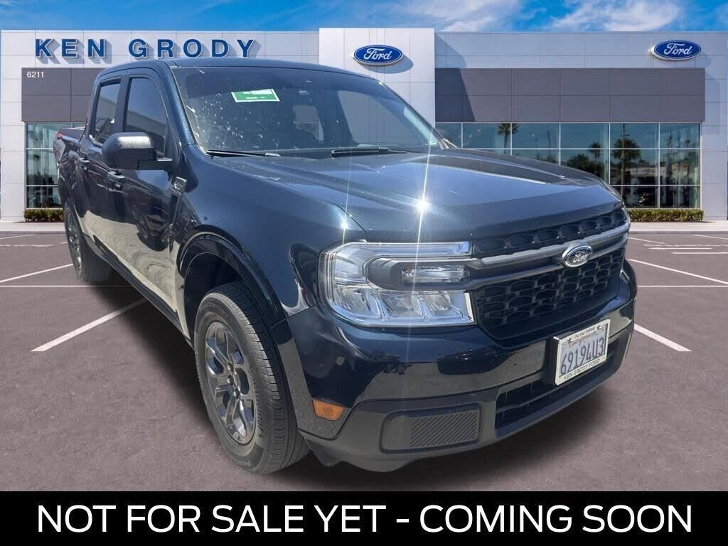 2023 Ford Maverick XLT — photo 1 of 3