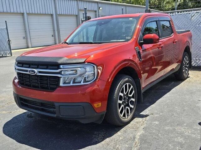 2023 Ford Maverick Lariat — photo 1 of 1